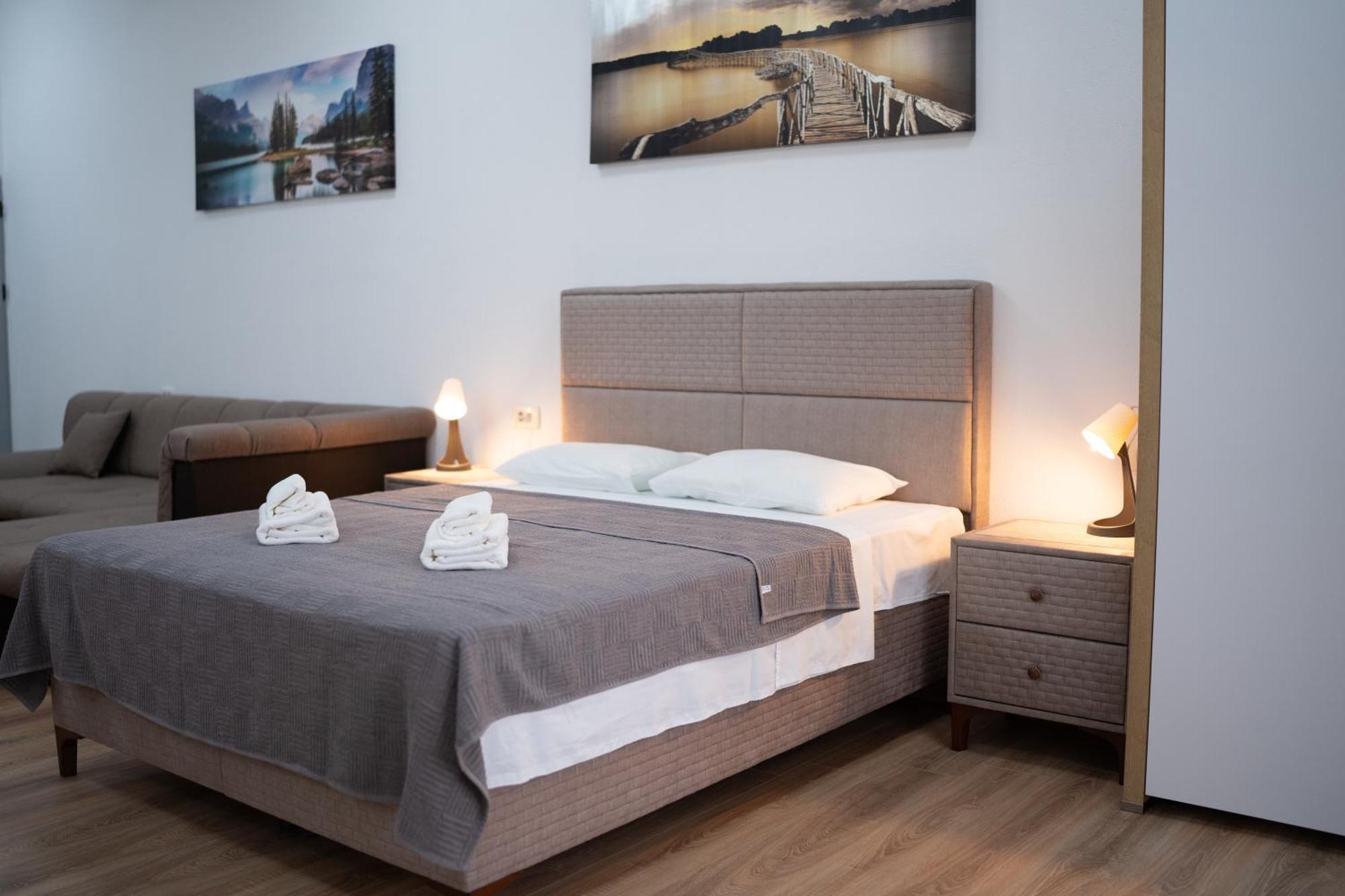Dane Apartment Airport Podgorica Mitrovici  Dış mekan fotoğraf
